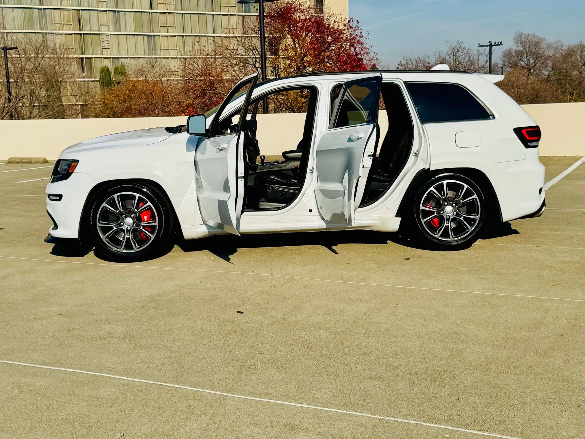 Used 2014 Jeep Grand Cherokee SRT8 w/ Luxury Group II image 45
