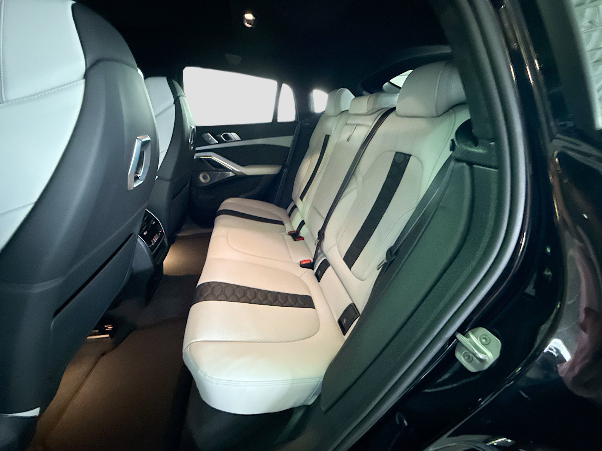 New 2026 BMW X6 M Competition AWD/4WD image 21