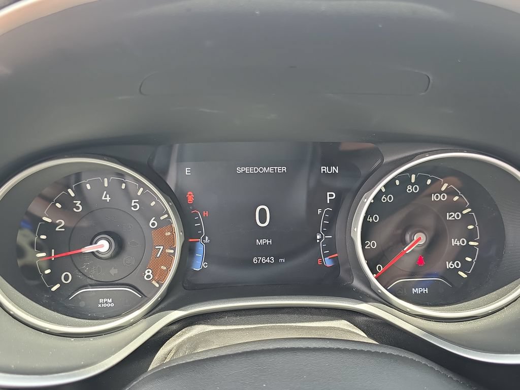 Used 2018 Jeep Compass Latitude w/ Popular Equipment Group AWD/4WD image 18