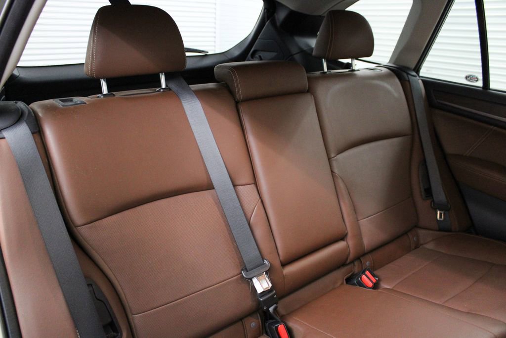 Used 2017 Subaru Outback 3.6R Touring w/ Popular Package #5A image 27