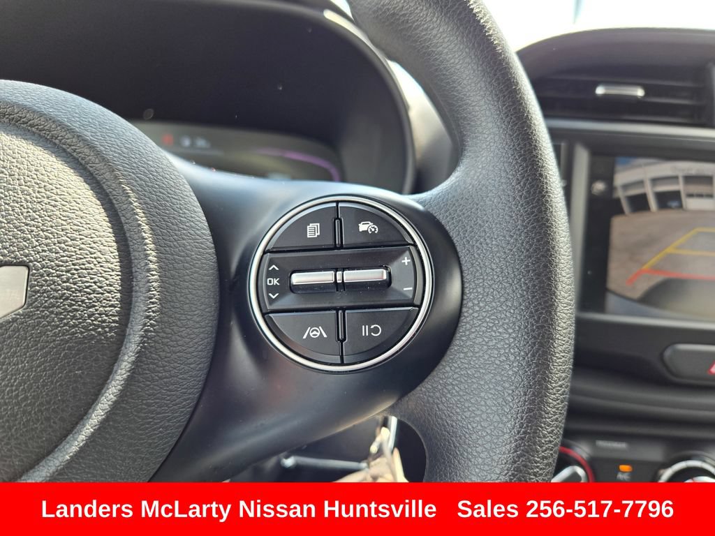 Used 2024 Kia Soul LX w/ Option Group 015 FWD image 23