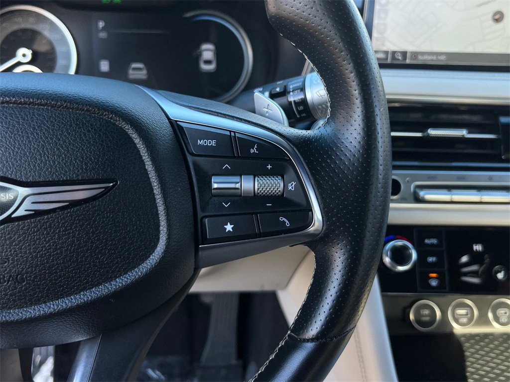 Used 2024 Genesis G70 2.5T image 30