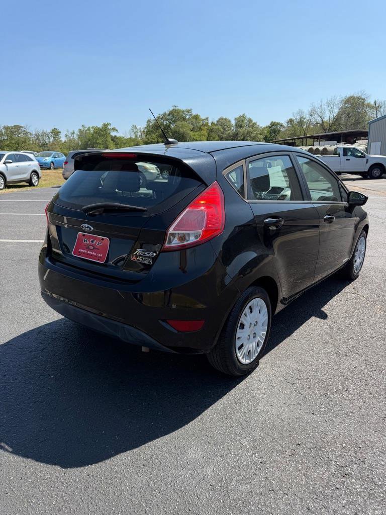 Used 2016 Ford Fiesta S FWD image 5