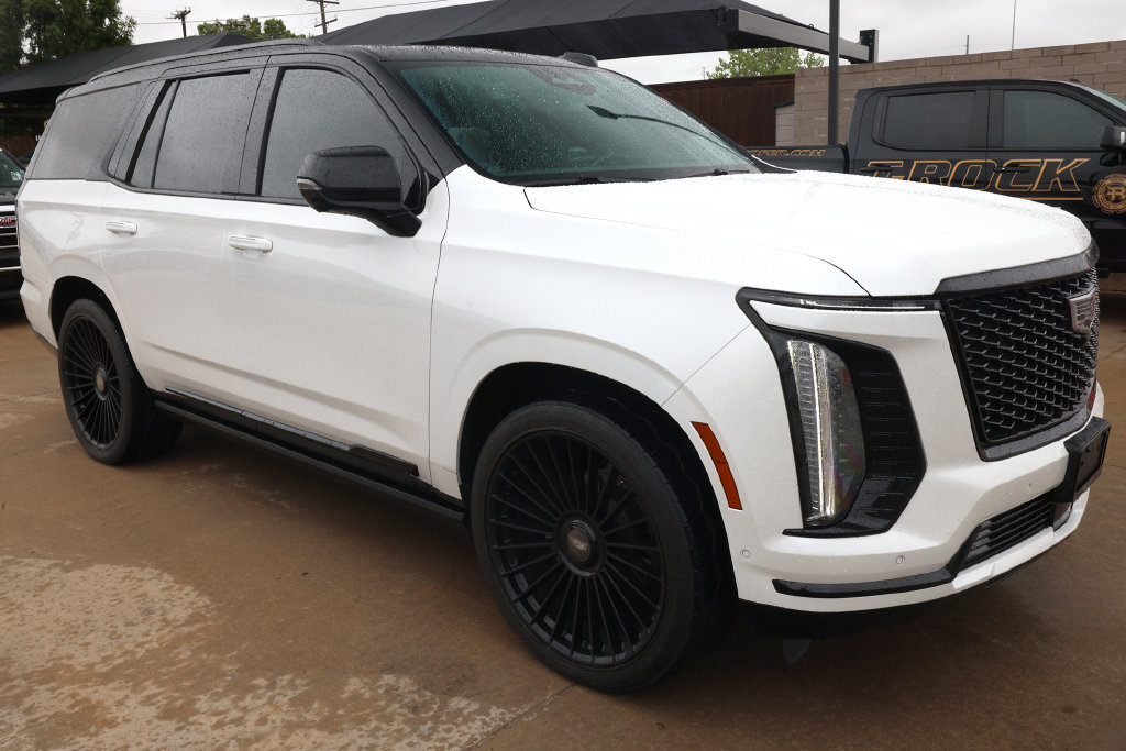 Used 2025 Cadillac Escalade Sport Platinum AWD/4WD image 3