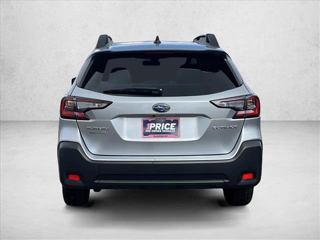 Used 2025 Subaru Outback Premium image 8