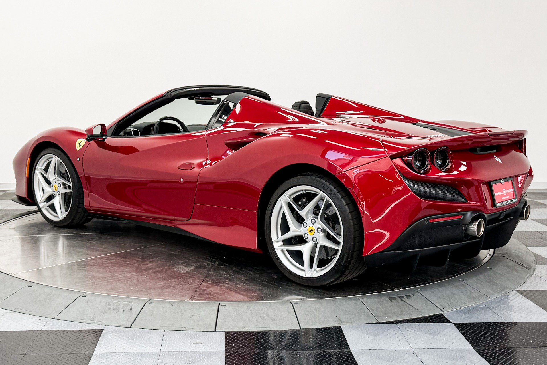 Used 2023 Ferrari F8 Tributo RWD image 7