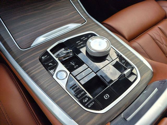Certified 2023 BMW X7 M60i AWD/4WD image 16