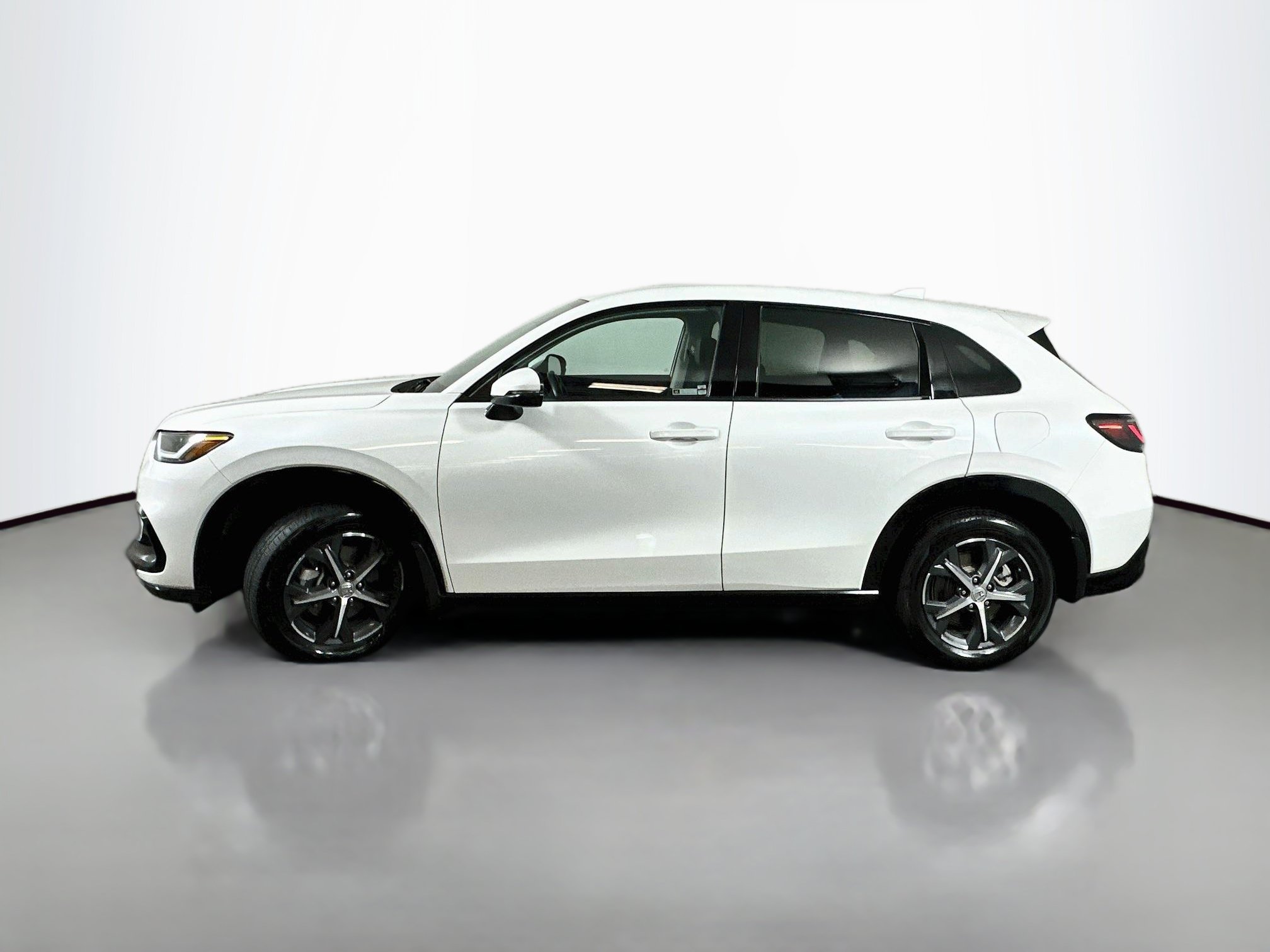 Used 2024 Honda HR-V EX-L image 4
