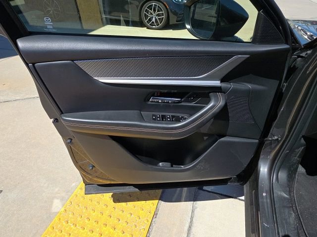 Used 2024 MAZDA CX-90 3.3 Turbo w/ Preferred Plus AWD/4WD image 11