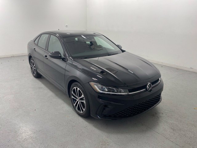 Used 2026 Volkswagen Jetta Sport FWD image 1