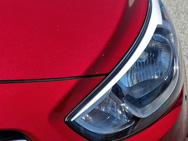 Used 2017 Hyundai Accent SE FWD image 11