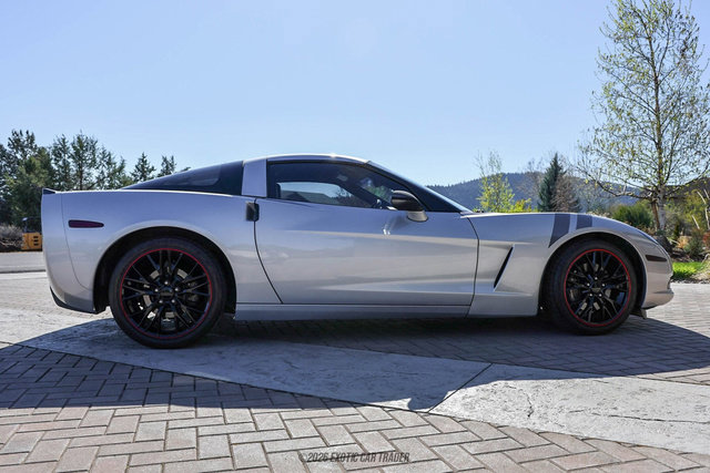 Used 2010 Chevrolet Corvette Coupe w/ 1LT image 9