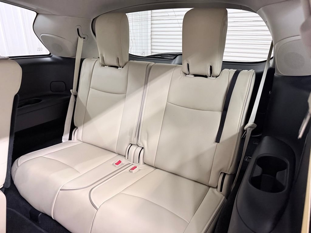Used 2017 INFINITI QX60 FWD w/ Premium Plus Package image 32