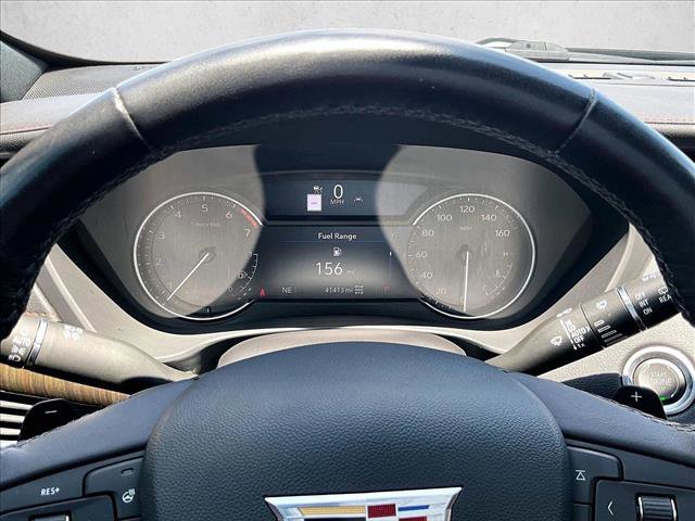 Used 2022 Cadillac XT4 Premium Luxury w/ Enhanced Visibility Package AWD/4WD image 22