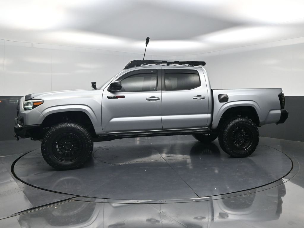 Used 2022 Toyota Tacoma SR w/ SR Convenience Package RWD image 3