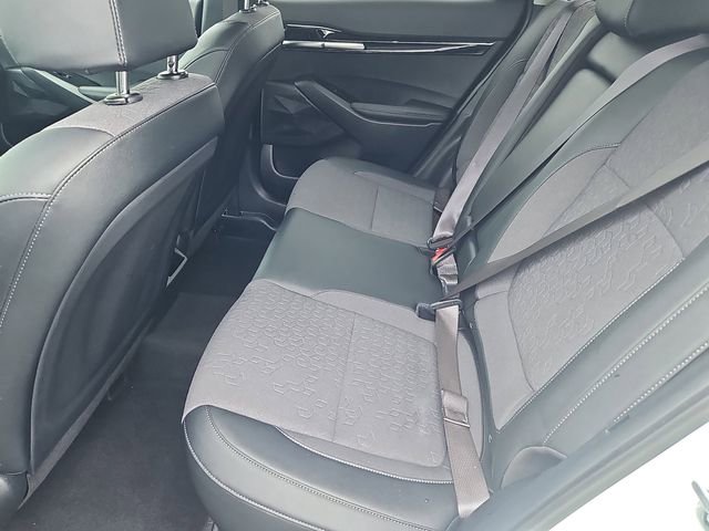 Certified 2024 Kia Seltos X-Line image 30