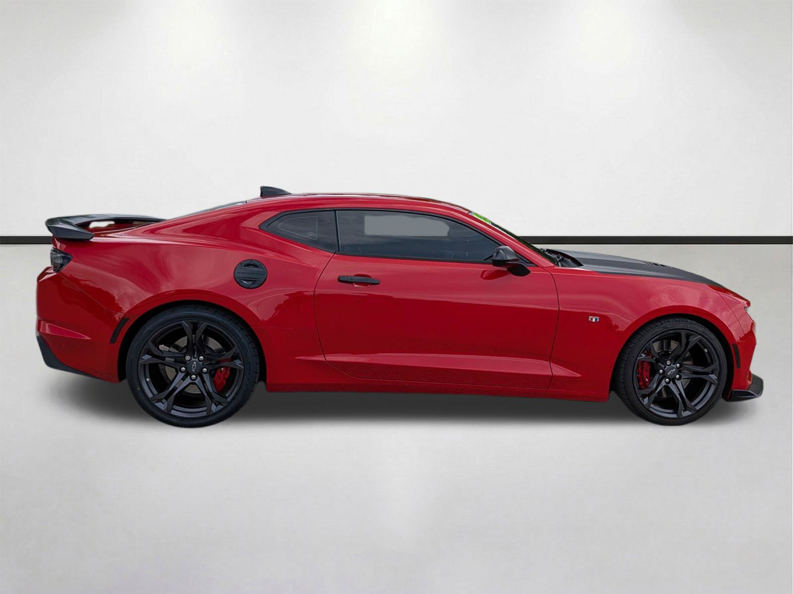 Used 2023 Chevrolet Camaro SS RWD image 3