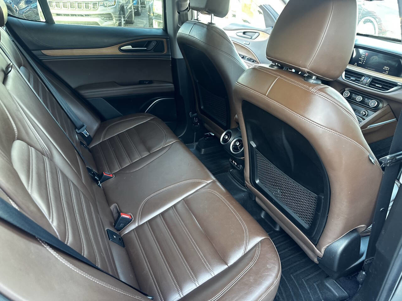 Used 2019 Alfa Romeo Stelvio Ti Lusso w/ Quick Order Package 22X Lusso image 24