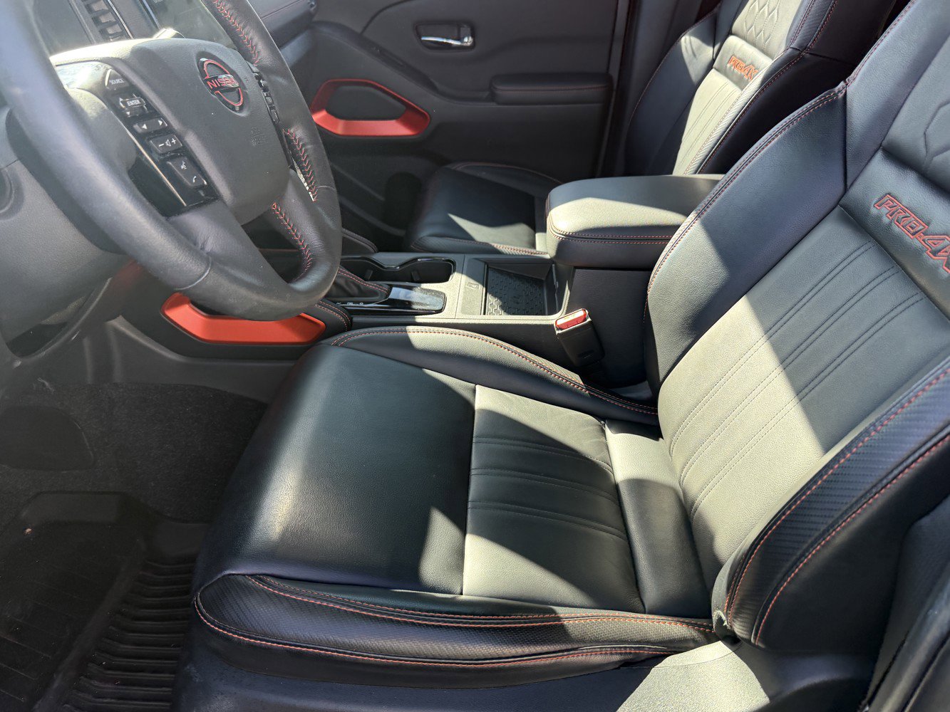 Used 2023 Nissan Frontier PRO-4X w/ Pro-4X Premium Package image 11