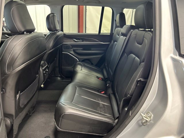 Used 2023 Jeep Grand Cherokee 4WD 4xe image 17