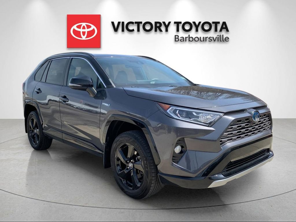 Used 2020 Toyota RAV4 XSE w/ XSE Grade Weather Package image 5