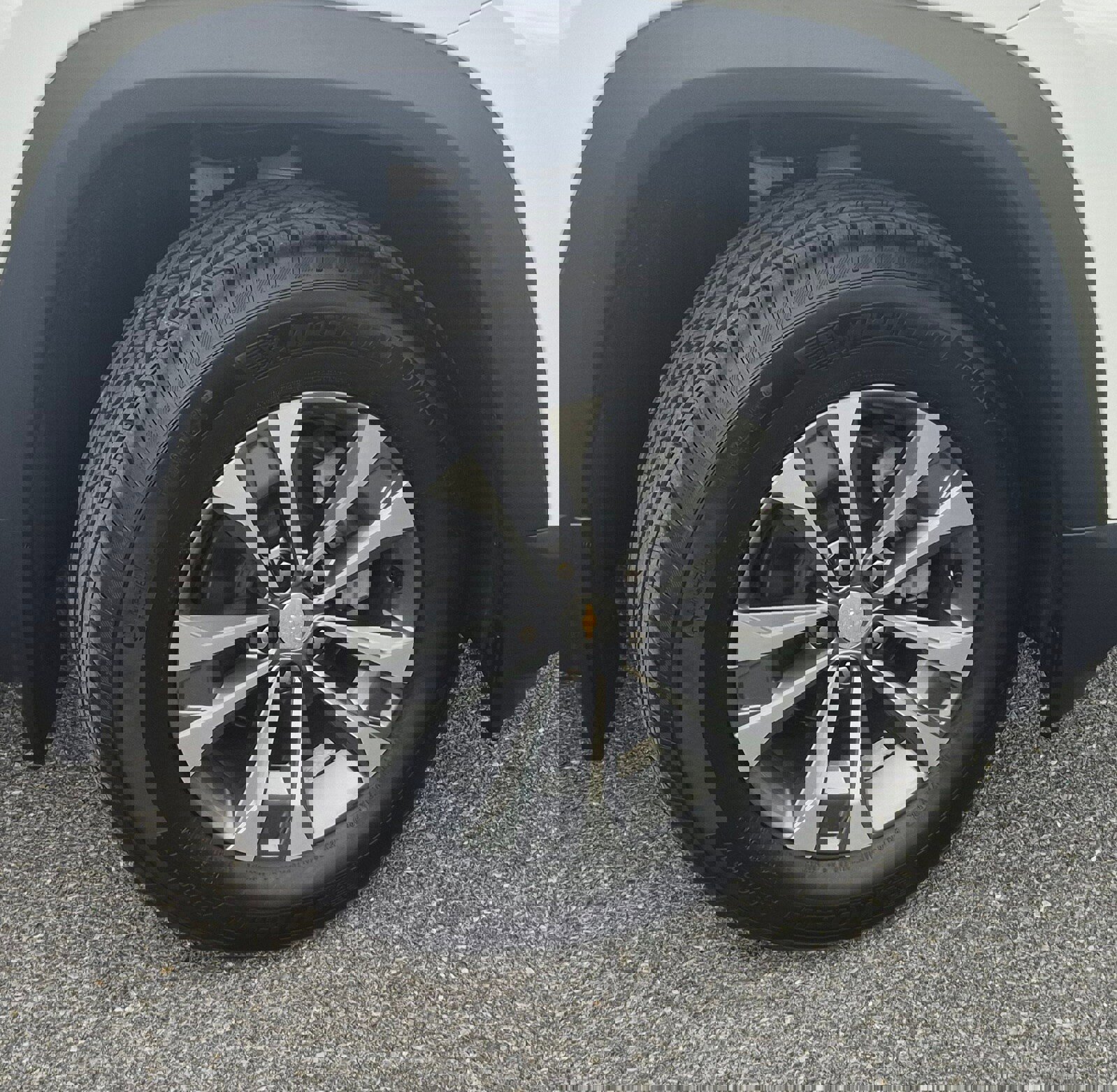 New 2026 Chevrolet Equinox LT w/ Convenience Package II image 3