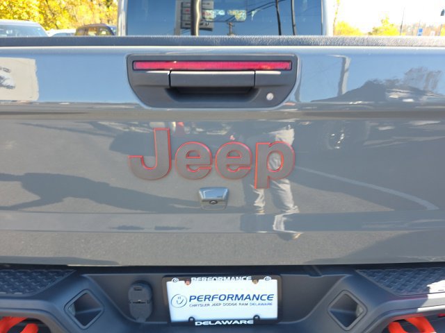 Used 2022 Jeep Gladiator Mojave AWD/4WD image 31