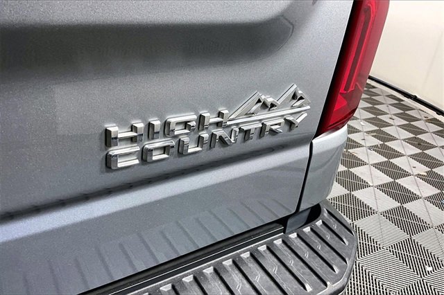 Used 2024 Chevrolet Silverado 1500 High Country w/ Technology Package image 24