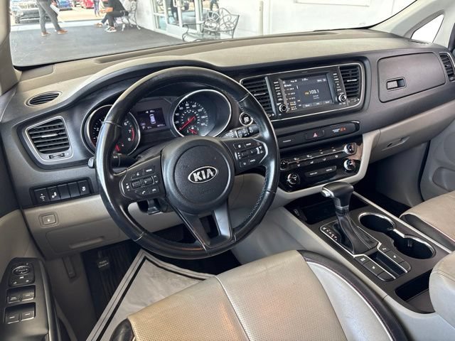 Used 2021 Kia Sedona EX FWD image 30