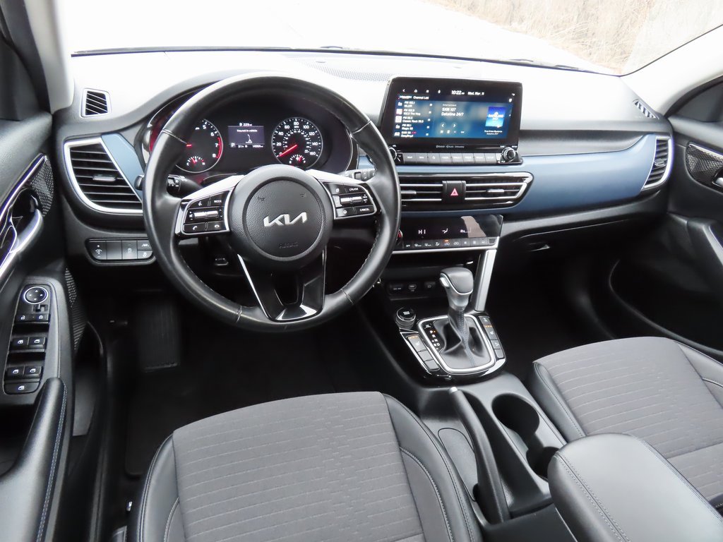 Certified 2023 Kia Seltos S w/ Navigation Package image 4