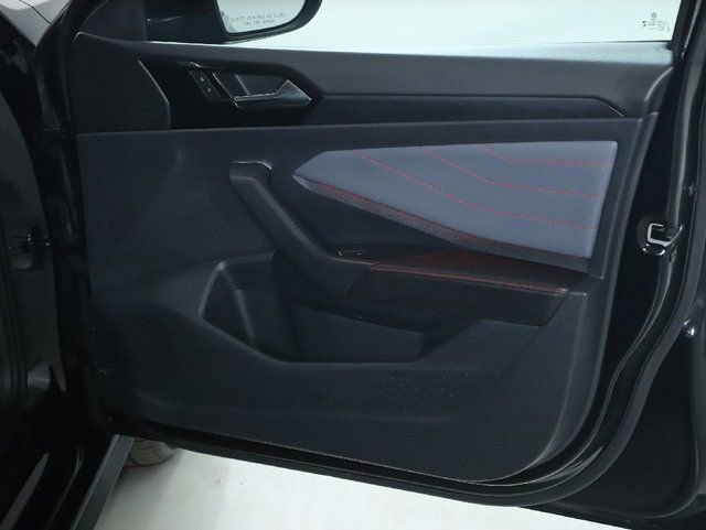 Certified 2025 Volkswagen Jetta GLI Autobahn image 33