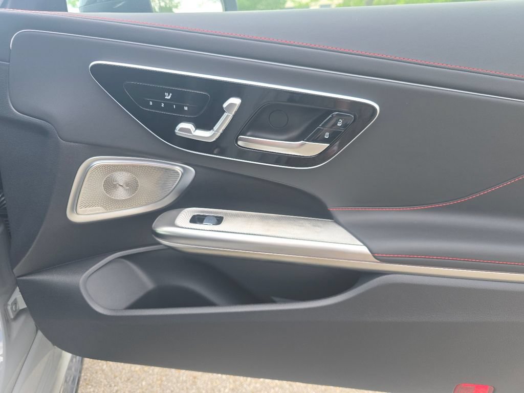 New 2026 Mercedes-Benz CLE 53 AMG 4MATIC Coupe image 23