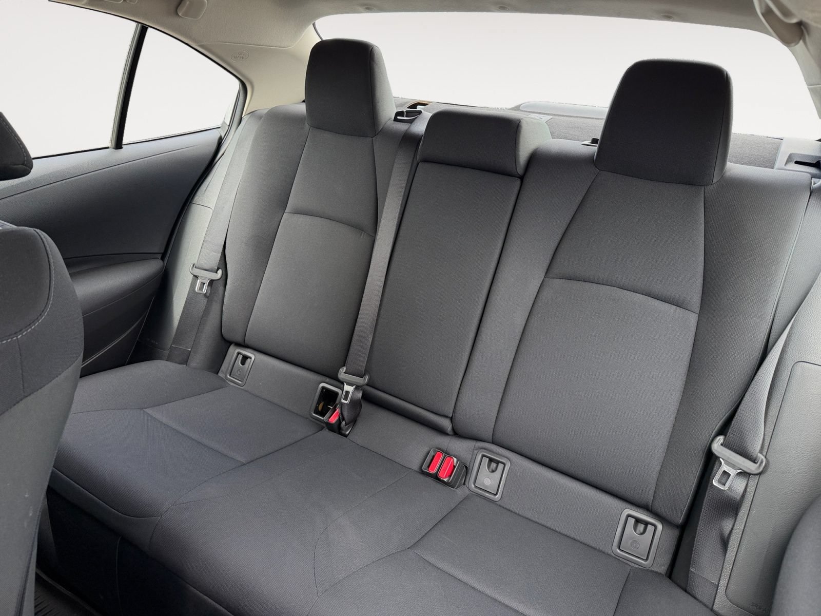 Used 2021 Toyota Corolla LE FWD image 13