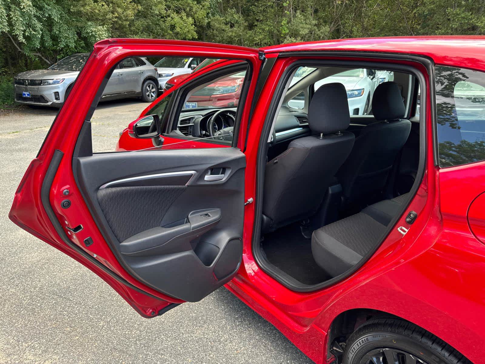 Used 2018 Honda Fit Sport image 28