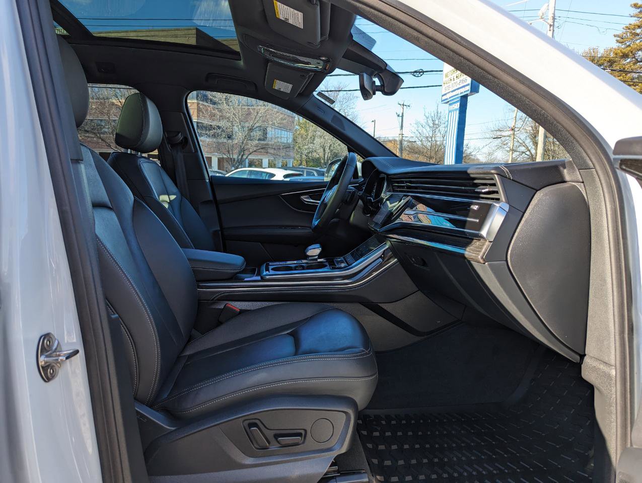 Used 2025 Audi Q7 3.0T Premium Plus image 31