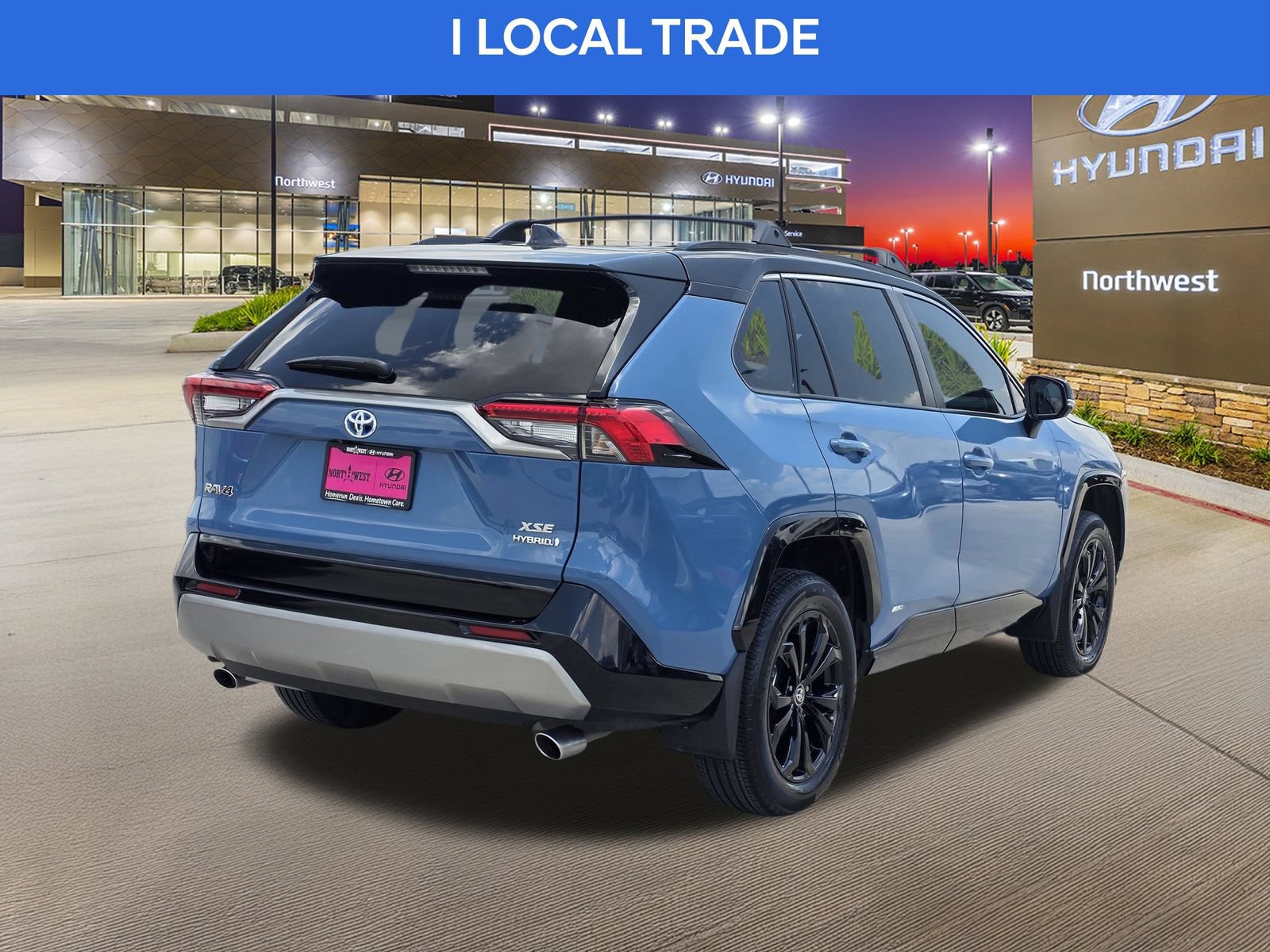Used 2024 Toyota RAV4 XSE AWD/4WD image 7