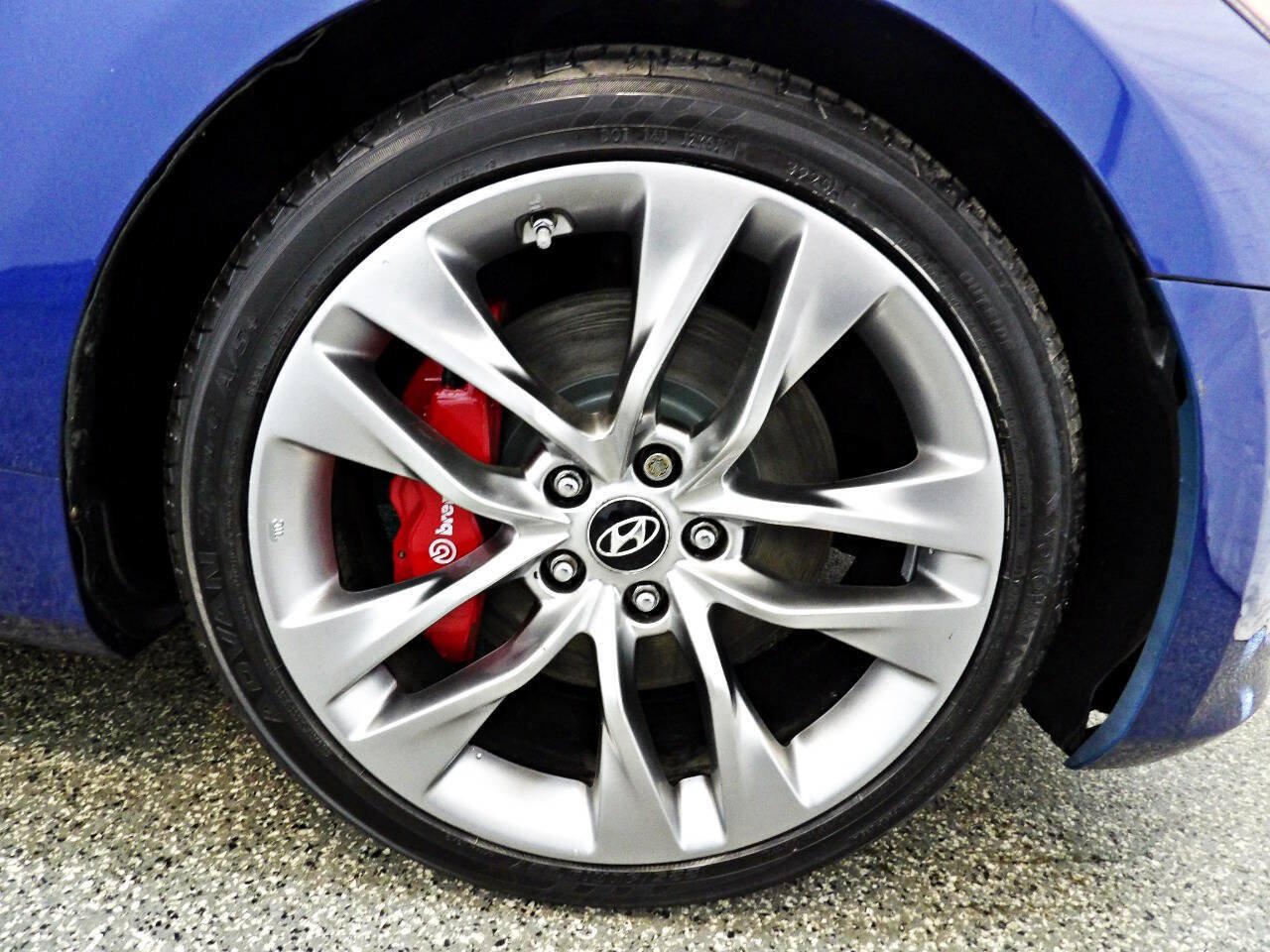 Used 2016 Hyundai Genesis Coupe 3.8 RWD image 18