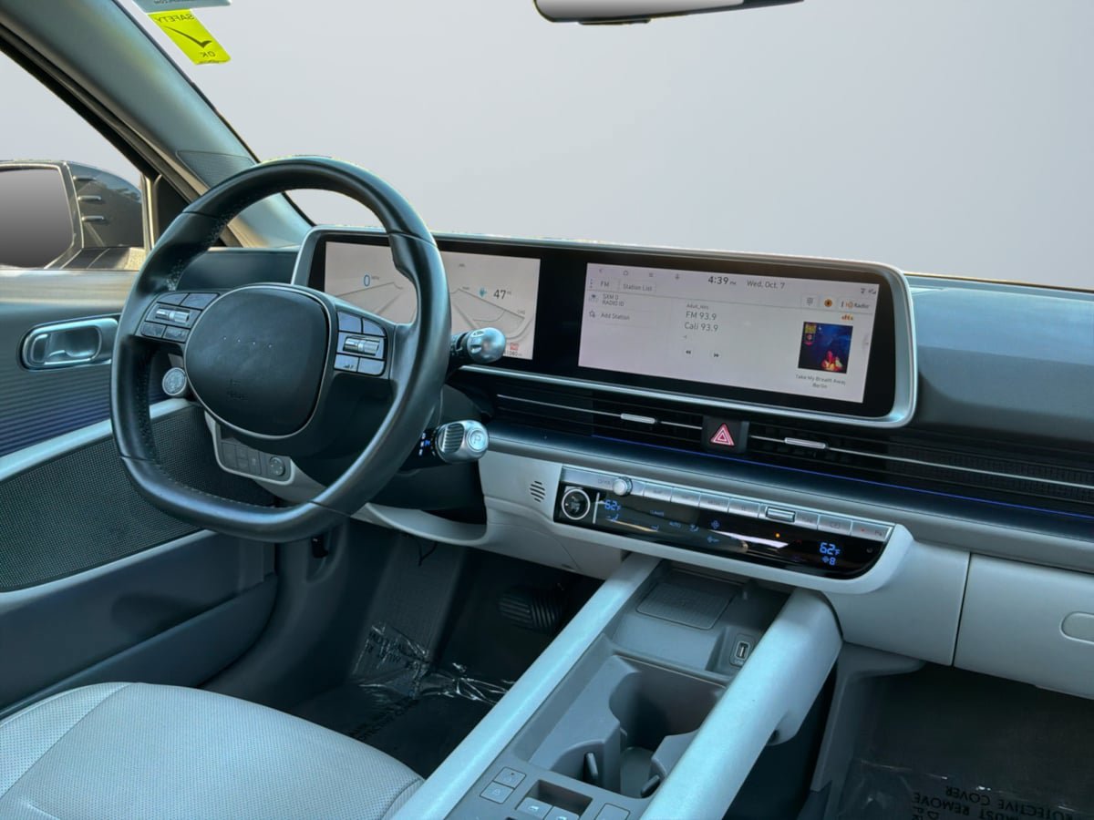 Used 2023 Hyundai Ioniq 6 SEL RWD image 14