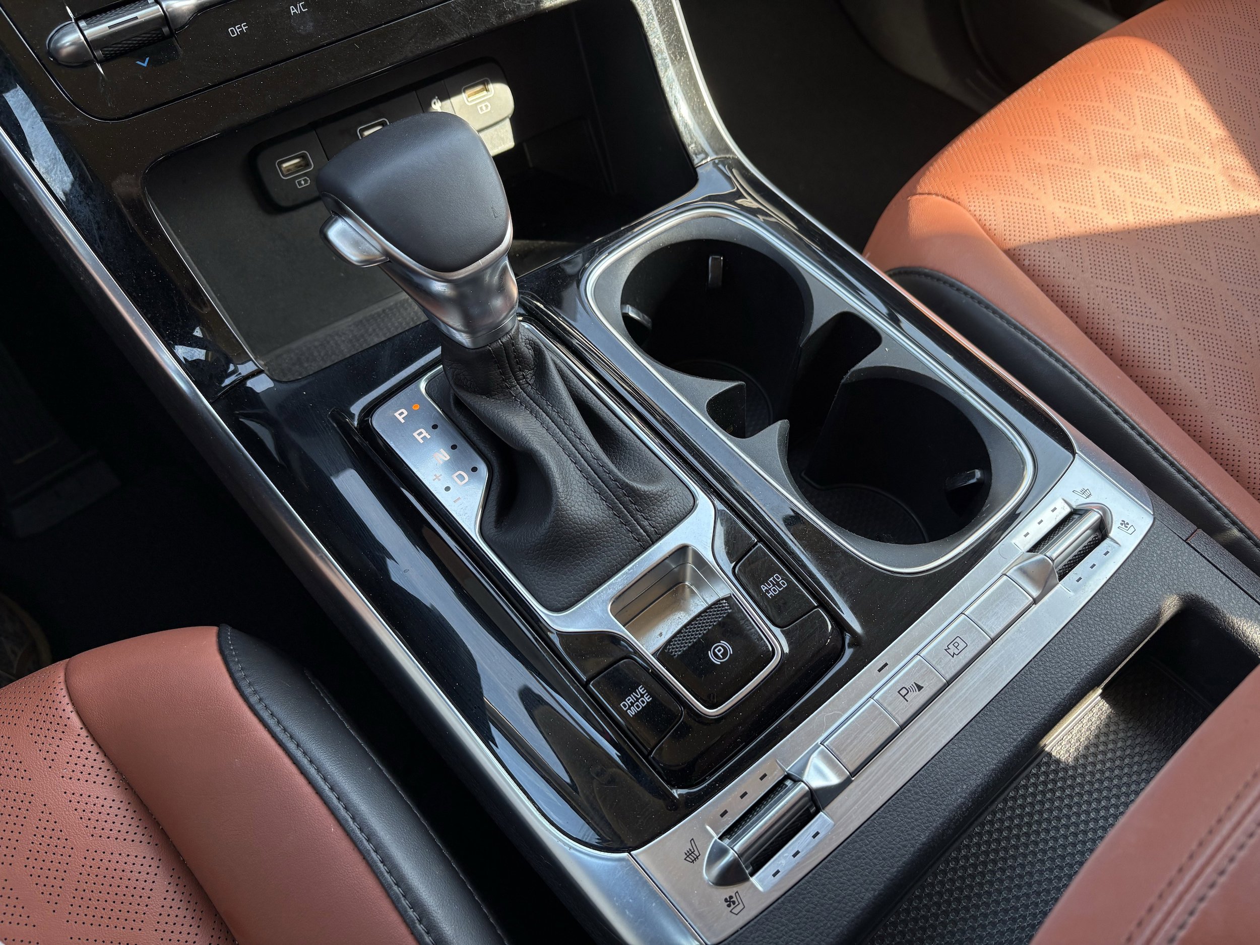 Used 2024 Kia Carnival SX FWD image 20