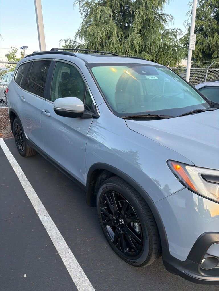 Used 2022 Honda Pilot Special Edition image 3