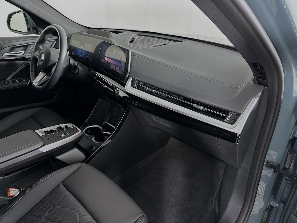 Certified 2024 BMW X2 xDrive28i w/ Technology Package image 37