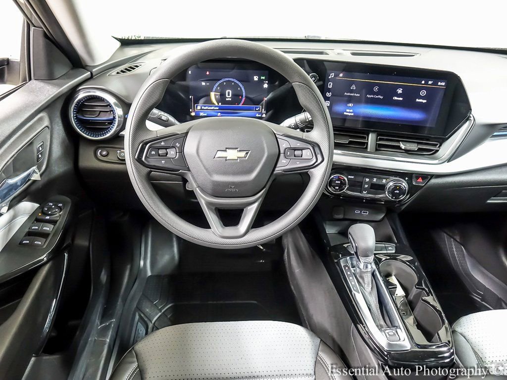 New 2026 Chevrolet Trax LT image 11