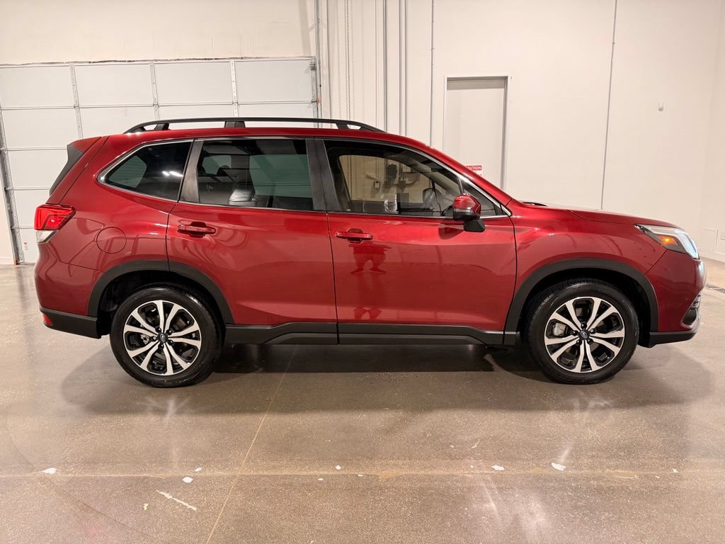 Used 2023 Subaru Forester Limited AWD/4WD image 4