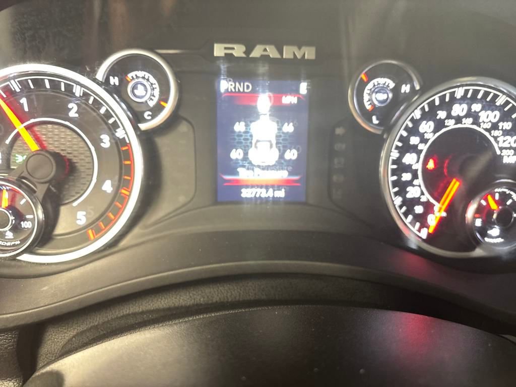 Used 2024 RAM 3500 Big Horn image 29