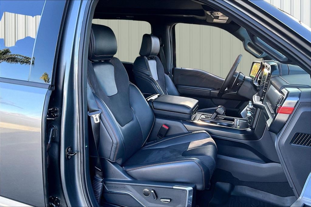 Used 2025 Ford F150 Raptor image 18