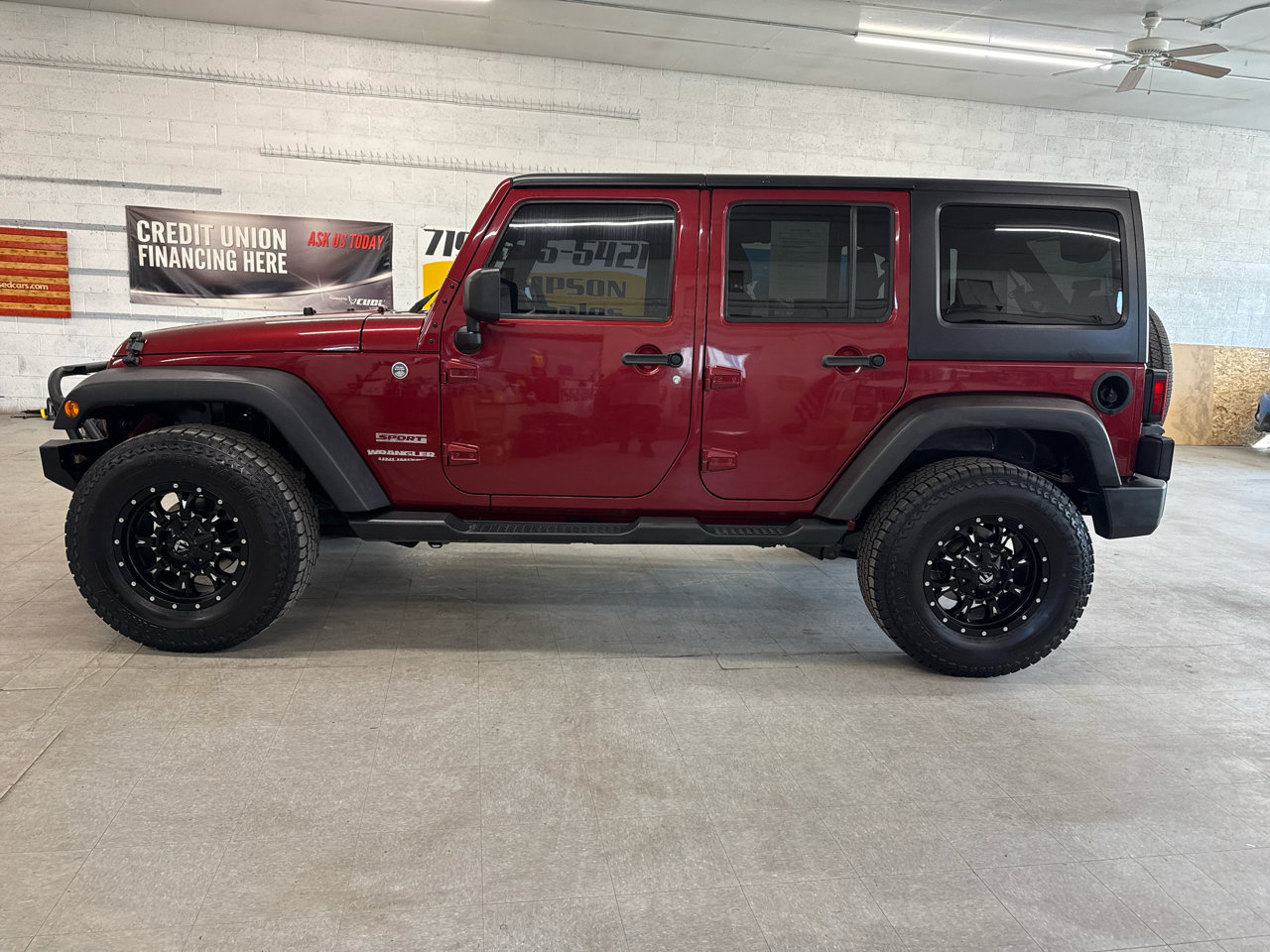 Used 2012 Jeep Wrangler Unlimited Sport image 99