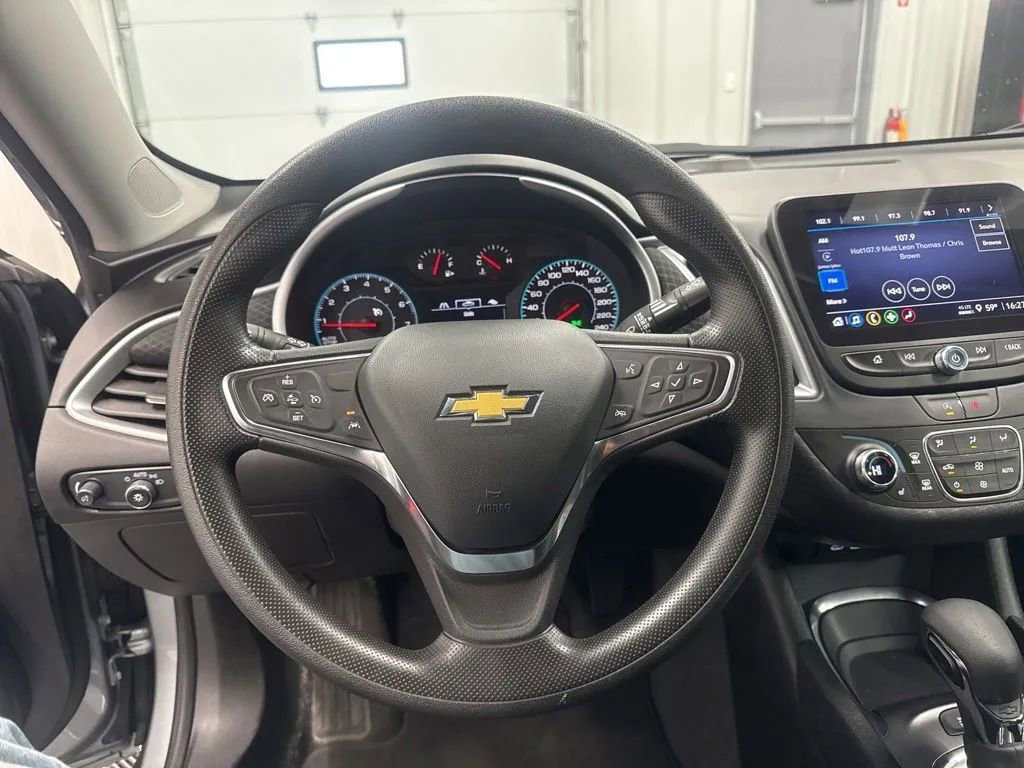 Used 2024 Chevrolet Malibu LT FWD image 13