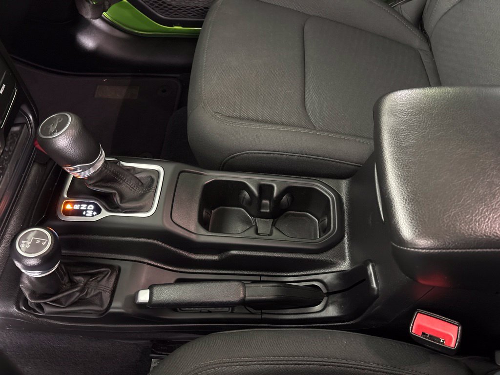 Used 2019 Jeep Wrangler Sport AWD/4WD image 37