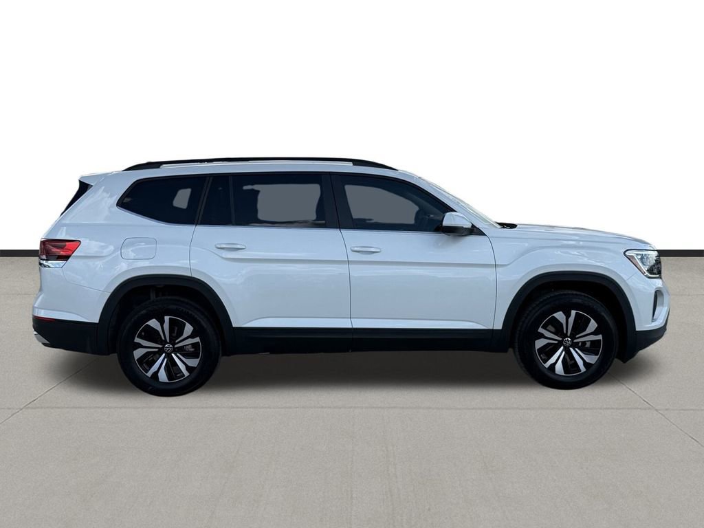 New 2026 Volkswagen Atlas SE image 4