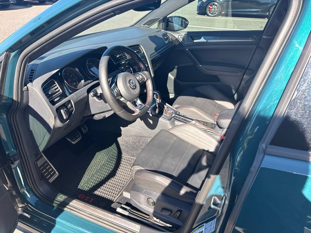 Used 2018 Volkswagen GTI 4-Door FWD image 12